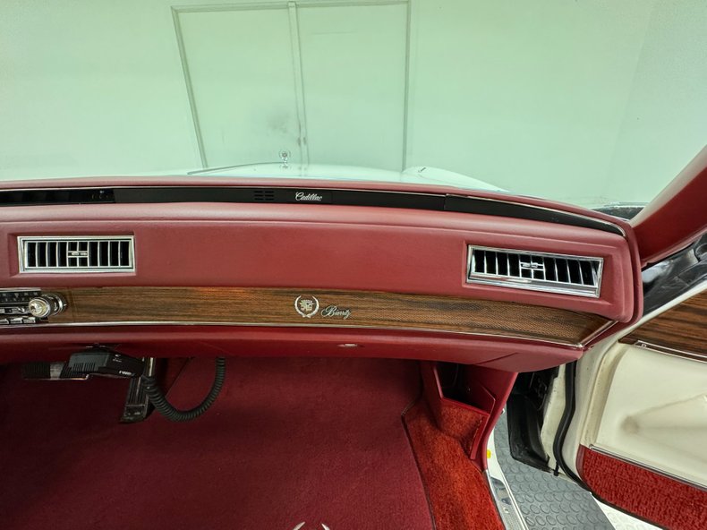 Cadillac-Eldorado-1978-Cotillion-White-White-26