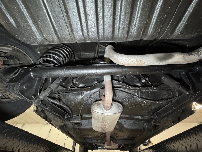 Cadillac-Eldorado-1978-Cotillion-White-White-33