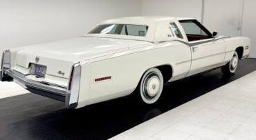 Cadillac-Eldorado-1978-Cotillion-White-White-4