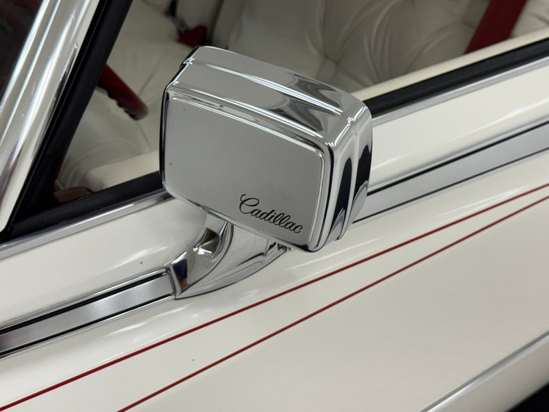 Cadillac-Eldorado-1978-Cotillion-White-White-43