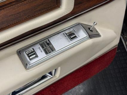 Cadillac-Eldorado-1978-Cotillion-White-White-54