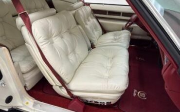 Cadillac-Eldorado-1978-Cotillion-White-White-59