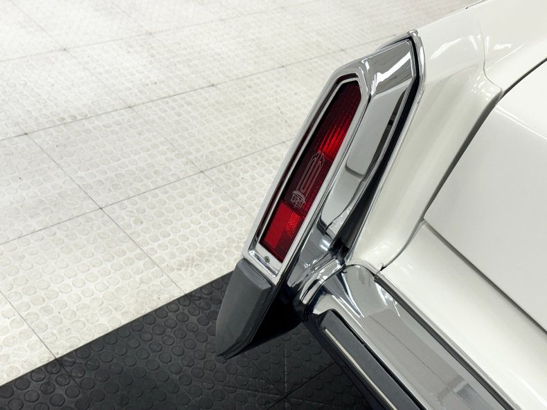 Cadillac-Eldorado-1978-Cotillion-White-White-78