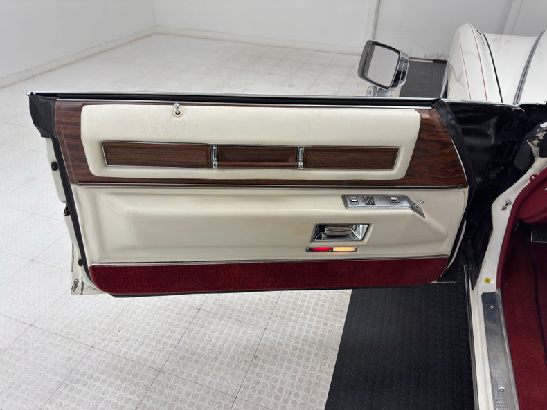 Cadillac-Eldorado-1978-Cotillion-White-White-88