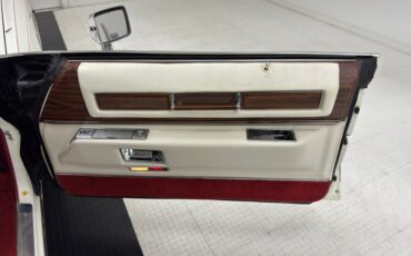 Cadillac-Eldorado-1978-Cotillion-White-White-90