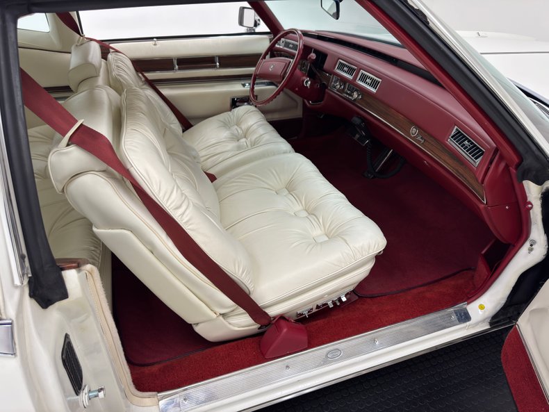 Cadillac-Eldorado-1978-Cotillion-White-White-95