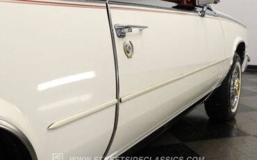 Cadillac-Eldorado-1984-White-Dark-Carmine-Red-10