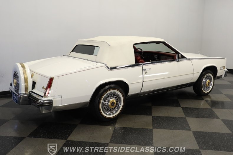 Cadillac-Eldorado-1984-White-Dark-Carmine-Red-15