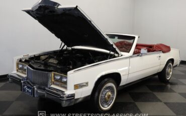 Cadillac-Eldorado-1984-White-Dark-Carmine-Red-19