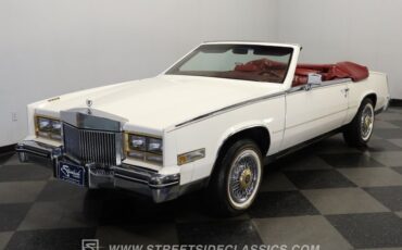 Cadillac-Eldorado-1984-White-Dark-Carmine-Red-26