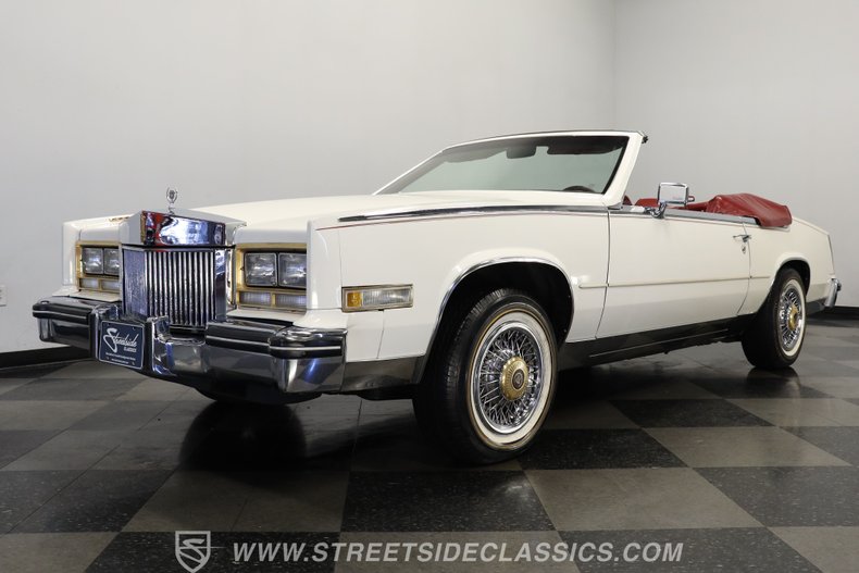 Cadillac-Eldorado-1984-White-Dark-Carmine-Red-29