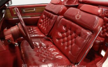 Cadillac-Eldorado-1984-White-Dark-Carmine-Red-40