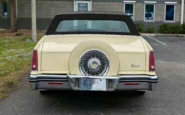 Cadillac-Eldorado-1985-Light-Yellow-Alabaster-18