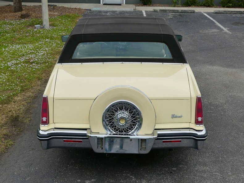 Cadillac-Eldorado-1985-Light-Yellow-Alabaster-19
