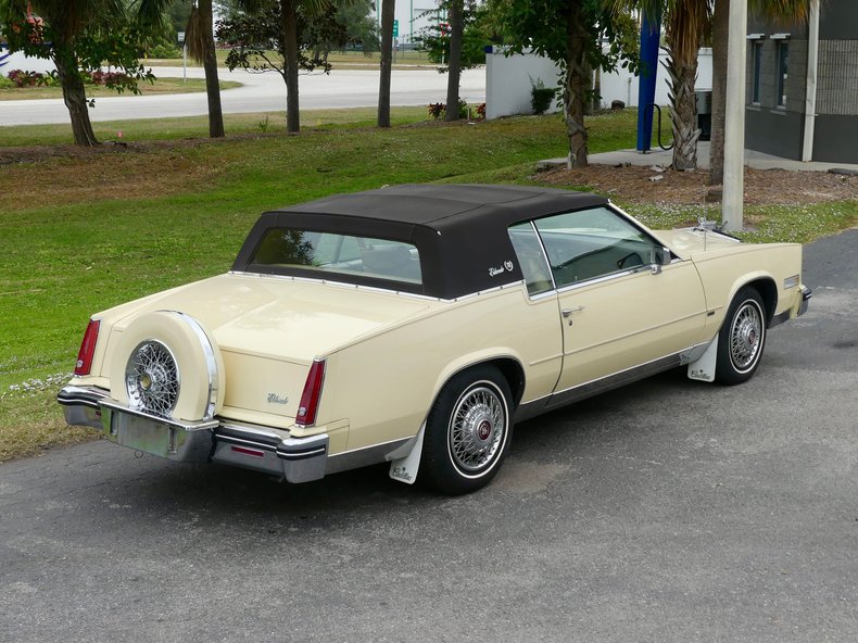 Cadillac-Eldorado-1985-Light-Yellow-Alabaster-22