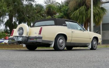 Cadillac-Eldorado-1985-Light-Yellow-Alabaster-23