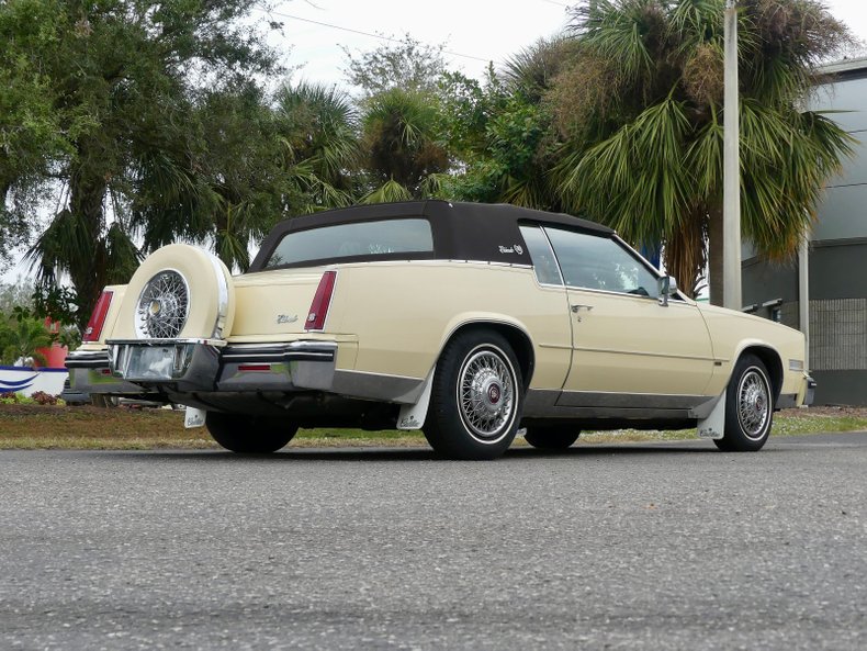 Cadillac-Eldorado-1985-Light-Yellow-Alabaster-23