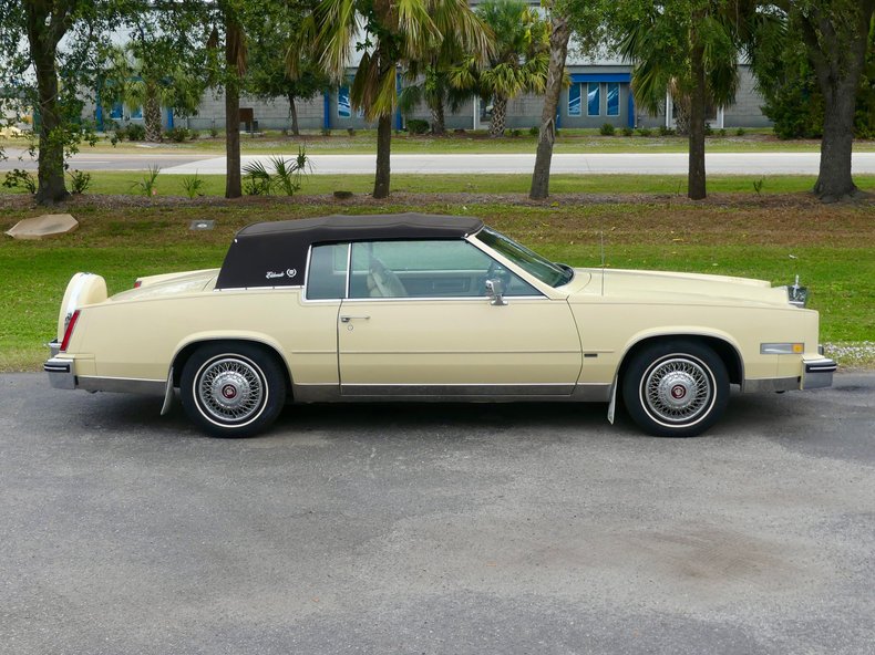 Cadillac-Eldorado-1985-Light-Yellow-Alabaster-24