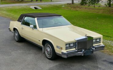 Cadillac-Eldorado-1985-Light-Yellow-Alabaster-27