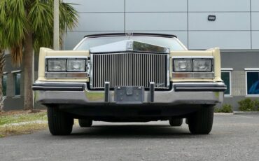 Cadillac-Eldorado-1985-Light-Yellow-Alabaster-31