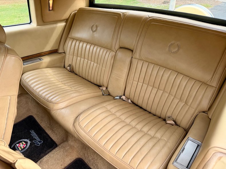 Cadillac-Eldorado-1985-Light-Yellow-Alabaster-37