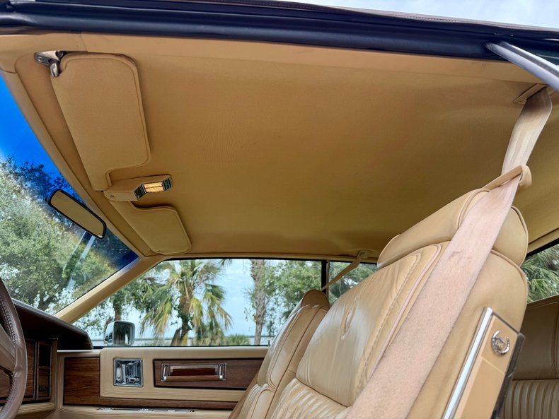 Cadillac-Eldorado-1985-Light-Yellow-Alabaster-40