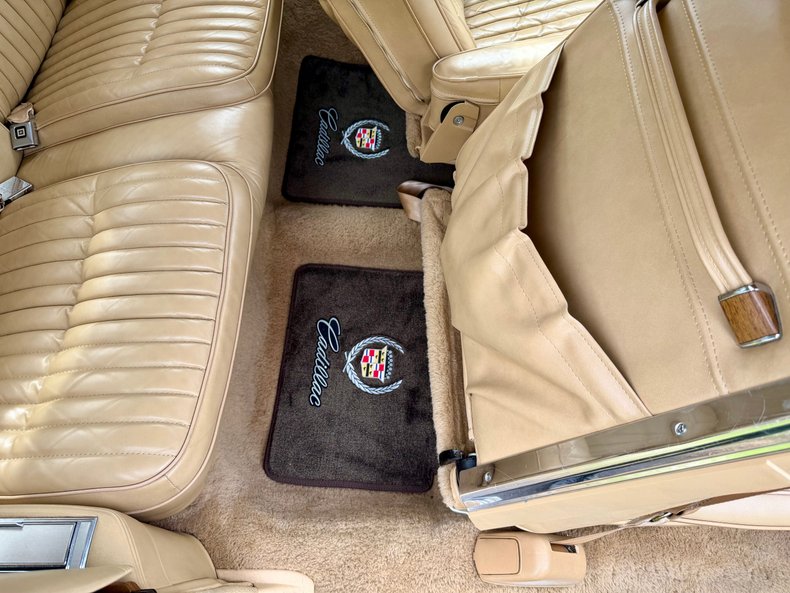 Cadillac-Eldorado-1985-Light-Yellow-Alabaster-47