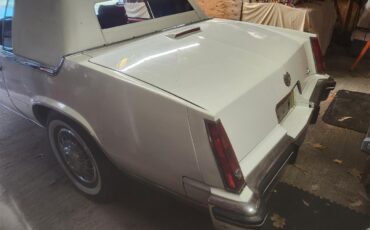 Cadillac-Eldorado-biarritz-1984-White-Red-6