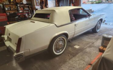 Cadillac-Eldorado-biarritz-1984-White-Red-7