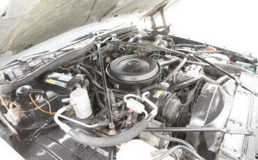 Cadillac-Fleetwood-1989-White-Red-18