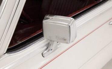 Cadillac-Fleetwood-1989-White-Red-22