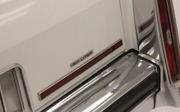 Cadillac-Fleetwood-1989-White-Red-25