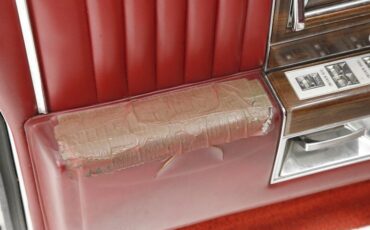 Cadillac-Fleetwood-1989-White-Red-29