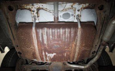 Cadillac-Fleetwood-1989-White-Red-45