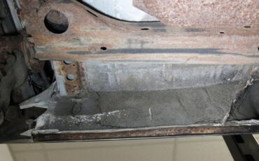 Cadillac-Fleetwood-1989-White-Red-46