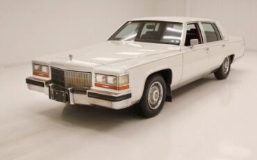 Cadillac-Fleetwood-1989-White-Red-9