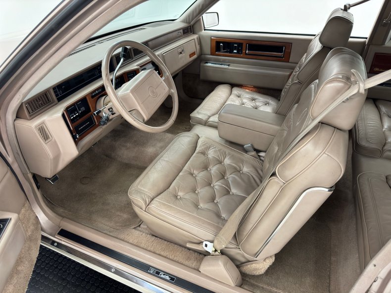 Cadillac-Fleetwood-1990-Antelope-Firemist-Antelope-30