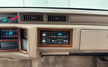 Cadillac-Fleetwood-1990-Antelope-Firemist-Antelope-40