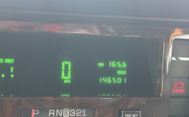 Cadillac-Fleetwood-1995-White-Dark-Blue-13