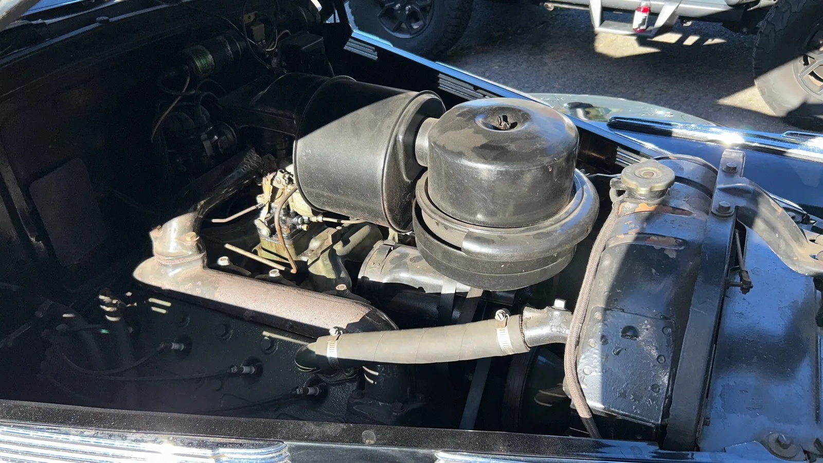 Cadillac-Lasalle-1940-Black-Tan-1