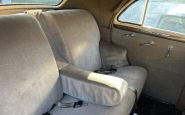 Cadillac-Lasalle-1940-Black-Tan-10