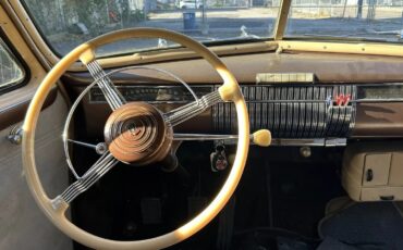 Cadillac-Lasalle-1940-Black-Tan-17