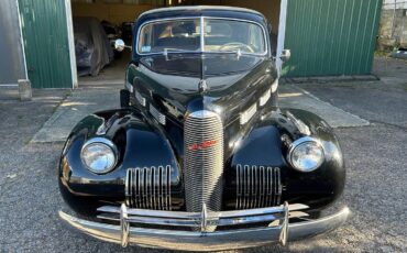 Cadillac-Lasalle-1940-Black-Tan-2