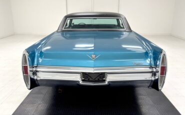 Cadillac-Sedan-deville-1968-Caribe-Aqua-Dark-Aqua-2