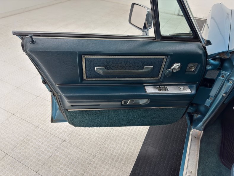 Cadillac-Sedan-deville-1968-Caribe-Aqua-Dark-Aqua-36