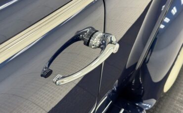 Cadillac-Series-60-1937-Sudan-Blue-Saddle-15