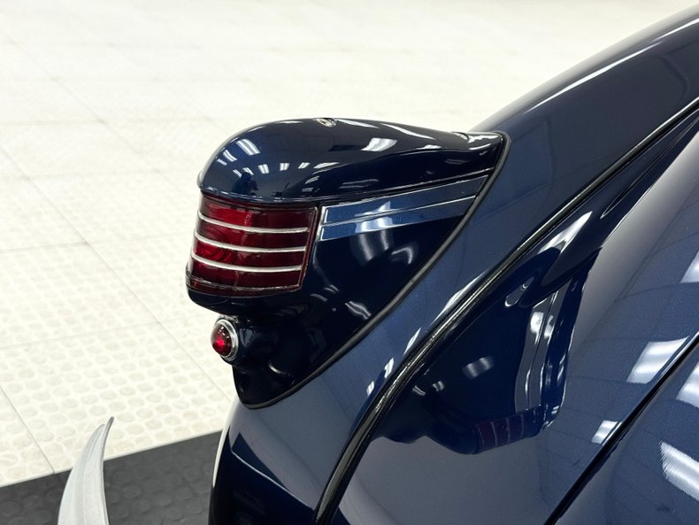 Cadillac-Series-60-1937-Sudan-Blue-Saddle-17