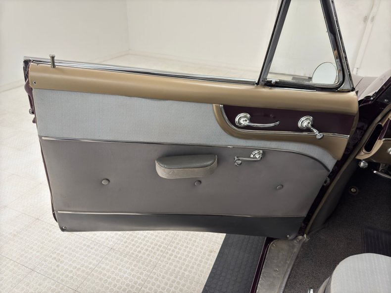 Cadillac-Series-61-1950-Burgundy-Dark-Gray-23