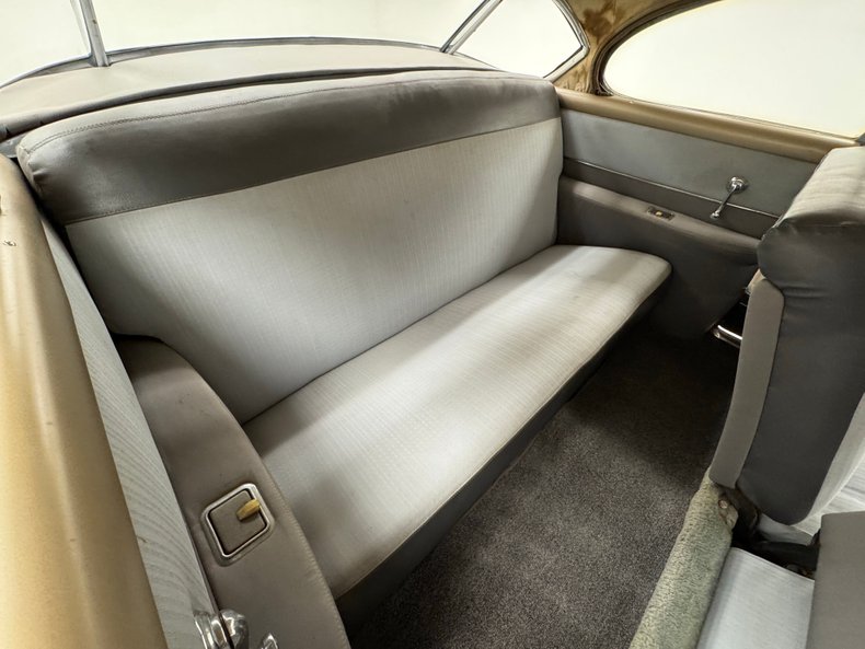 Cadillac-Series-61-1950-Burgundy-Dark-Gray-30