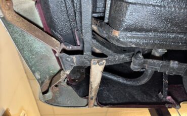 Cadillac-Series-61-1950-Burgundy-Dark-Gray-40